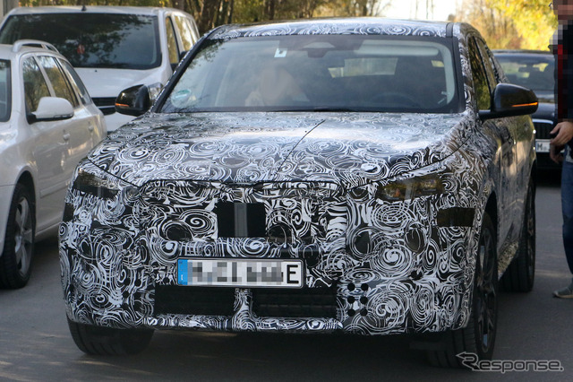 BMW iX2 市販型プロトタイプ(スクープ写真)