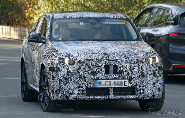 BMW iX2 市販型プロトタイプ(スクープ写真)