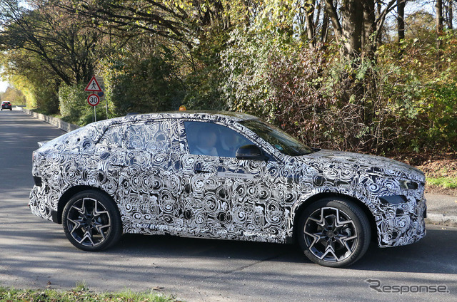 BMW iX2 市販型プロトタイプ(スクープ写真)