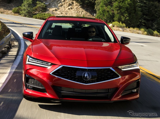 アキュラ TLX