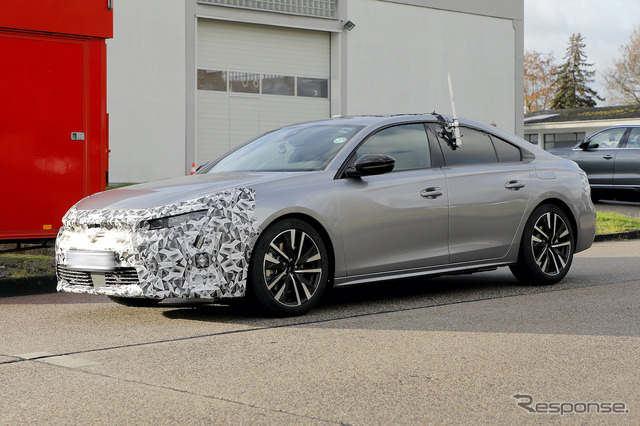 プジョー 508 改良新型プロトタイプ(スクープ写真)
