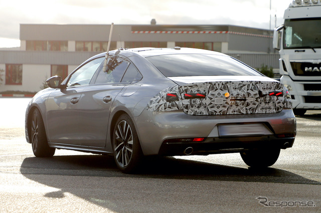 プジョー 508 改良新型プロトタイプ(スクープ写真)