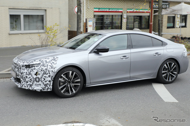 プジョー 508 改良新型プロトタイプ(スクープ写真)