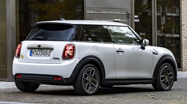 MINI クーパーS E の「レゾリュート・エディション」(欧州仕様)