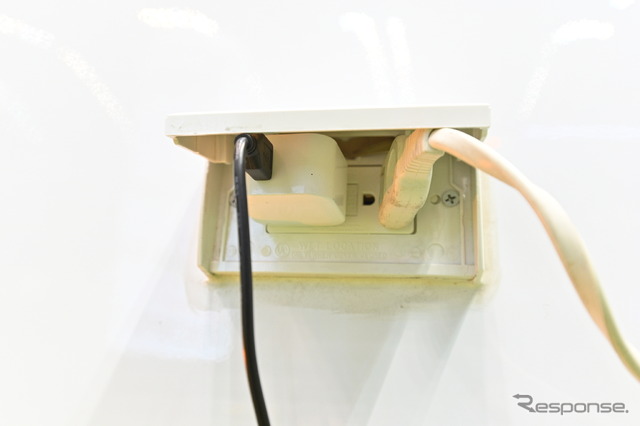 エベランズ「ロデオミニ」の外部電源