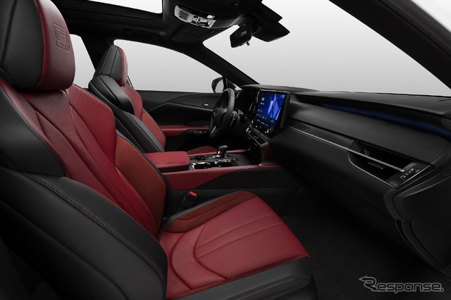 レクサス RX 新型の「RX 500h F SPORT パフォーマンス」(米国仕様)