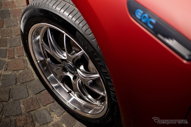 メルセデスベンツ EQC / レイズ ホムラ 2x5RA