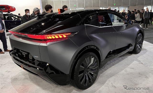 トヨタ bZ コンパクト SUV コンセプト(ロサンゼルスモーターショー2022)