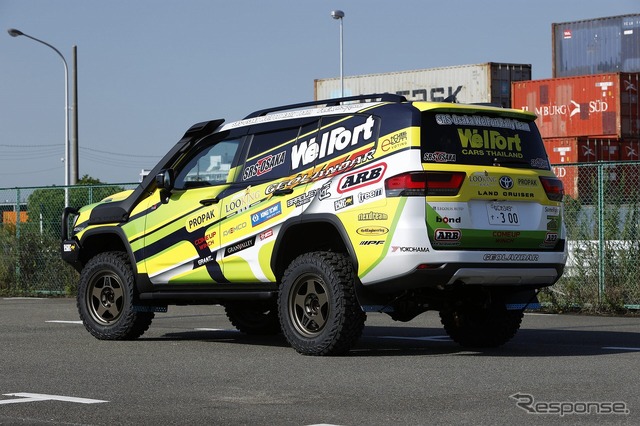 Team Welfort ランドクルーザー300 GR-S