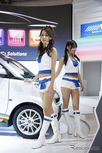 【東京オートサロン09】写真蔵…アルパイン
