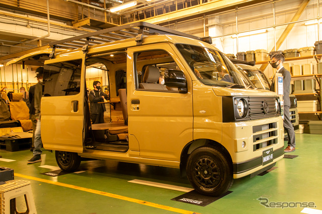 ソロ車中泊向け軽キャンピングカー『GMLVAN S-01』、車内はまるでコテージ