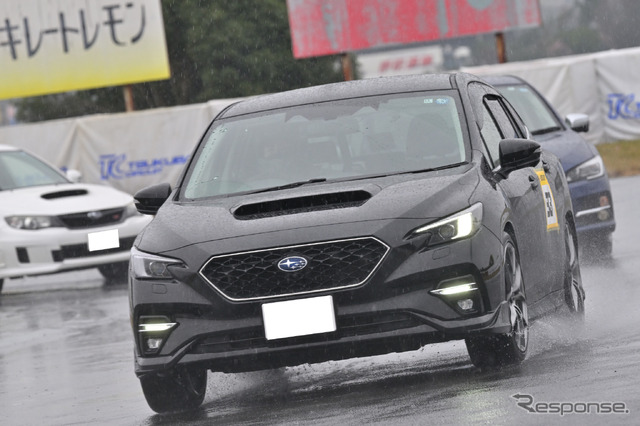 STIサーキットドライブ