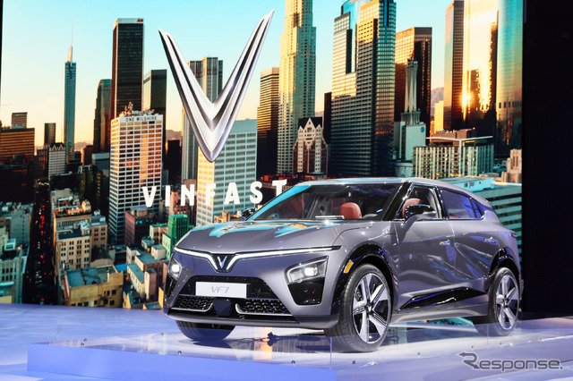ビンファストVF7(ロサンゼルスモーターショー2022)