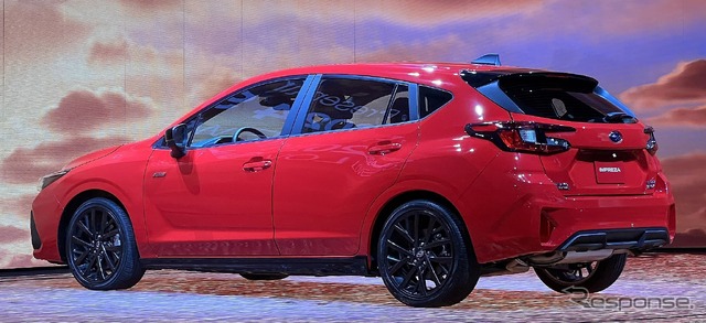 スバル ・インプレッサ 新型の「RS」(ロサンゼルスモーターショー2022)