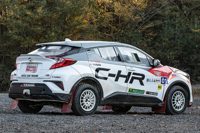 タイのラリー選手権2022でチャンピオンとなったトヨタ C-HR TRD