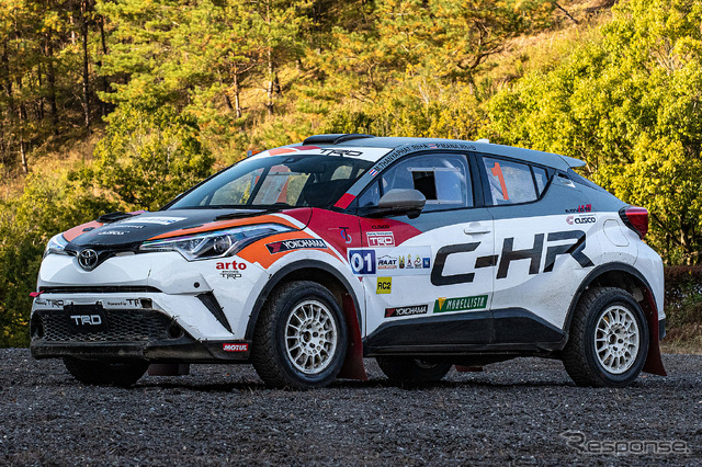 タイのラリー選手権2022でチャンピオンとなったトヨタ C-HR TRD