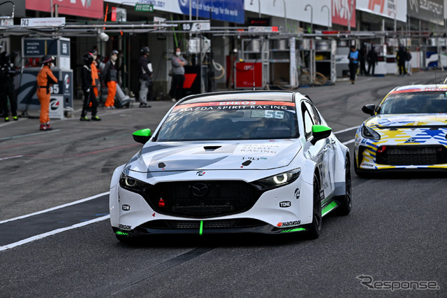 55号車MAZDA SPIRIT RACING MAZDA3 Bio concept