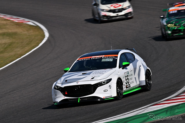 55号車MAZDA SPIRIT RACING MAZDA3 Bio concept