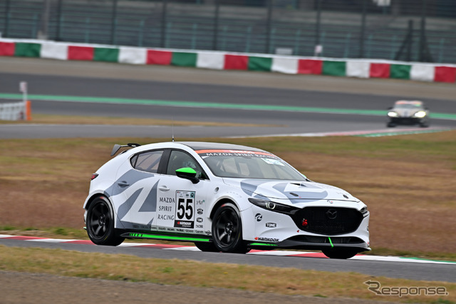 55号車MAZDA SPIRIT RACING MAZDA3 Bio concept