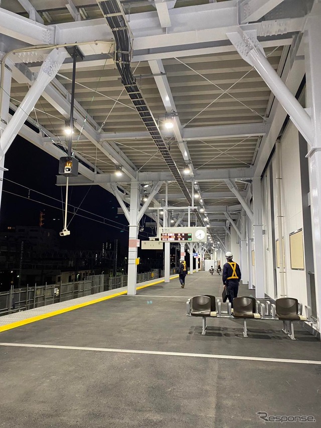 高架化されたとうきょうスカイツリー駅上りホーム。
