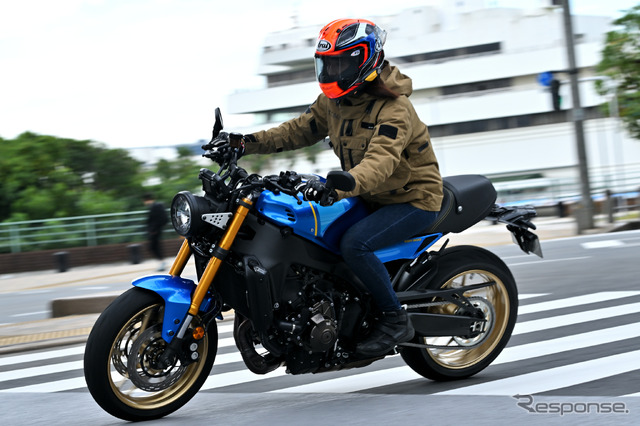 ヤマハ XSR900