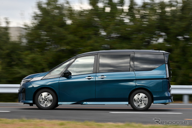 日産 セレナ 新型(e-POWER LUXION)