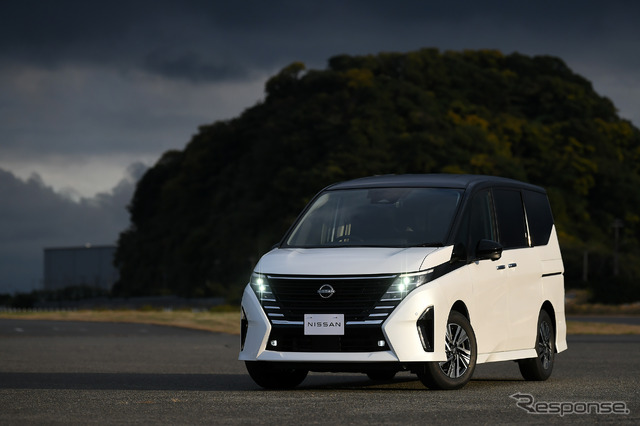 日産 セレナ ハイウェイスターV e-POWER