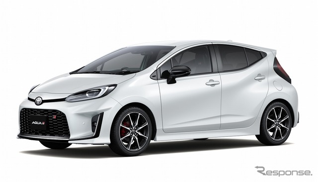 アクア GRスポーツ(2WD)(プラチナホワイトパールマイカ)<オプション装着車>