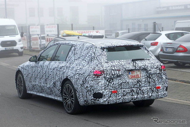 メルセデスベンツ Eクラスステーションワゴン PHEV プロトタイプ(スクープ写真)
