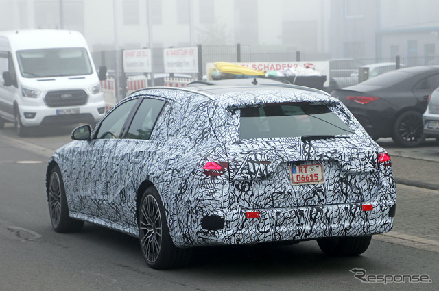 メルセデスベンツ Eクラスステーションワゴン PHEV プロトタイプ(スクープ写真)