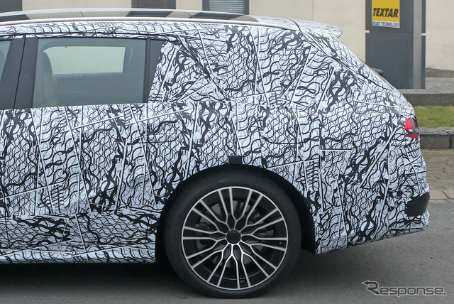 メルセデスベンツ Eクラスステーションワゴン PHEV プロトタイプ(スクープ写真)