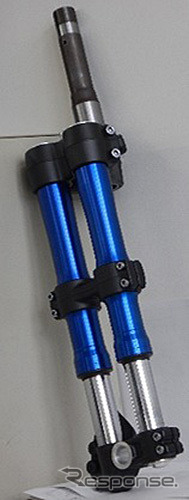 LMW（リーニングマルチホイール）用フロントフォーク