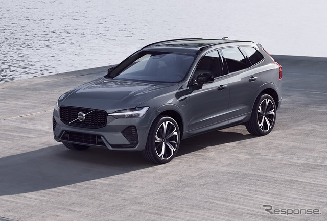 ボルボ XC60 Recharge Ultimate T6 AWD plug-in hybrid