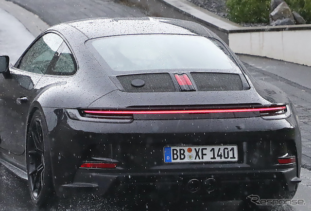 50年ぶりに復活するポルシェ『911 ST』のプロトタイプ(スクープ写真)
