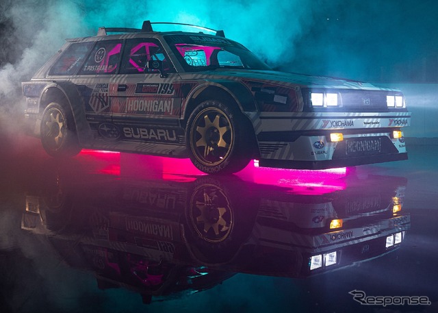 1983年製スバル GL(日本名:2代目 レオーネ・ツーリングワゴン)ベースの「ファミリー・ハックスター」