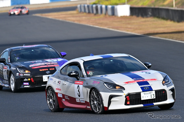 GR86/BRZ Cupで戦う翁長実希