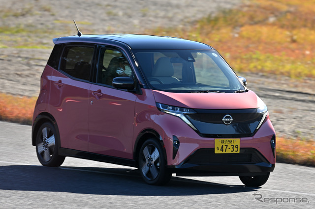 日産サクラ