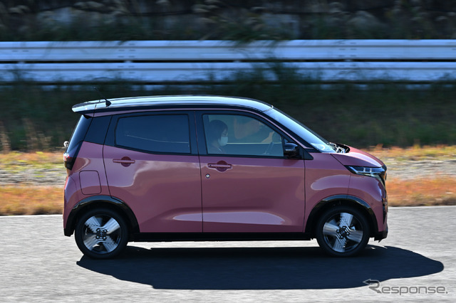 日産サクラ