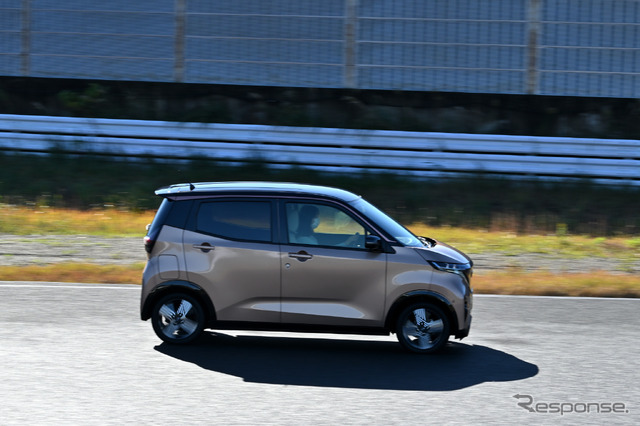 日産サクラ