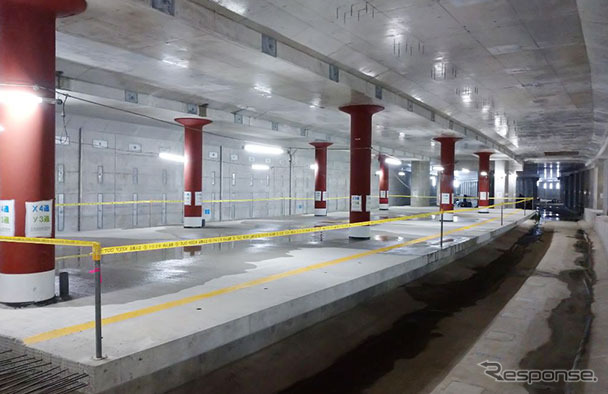 建設中の「うめきた新駅」ホーム。