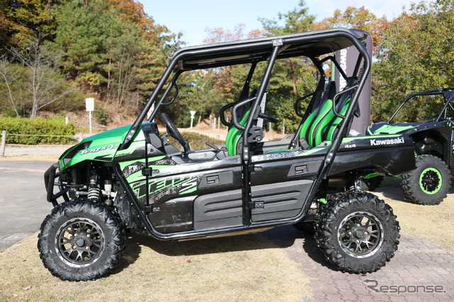 カワサキ TERYX4 S LE