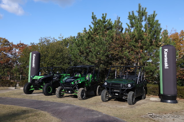 カワサキが発売するATV3種、右端がMULE PRO-FXT EPS