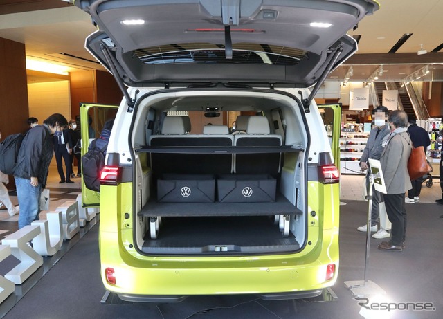 ID.SQUAREでVW ID.Buzzを展示