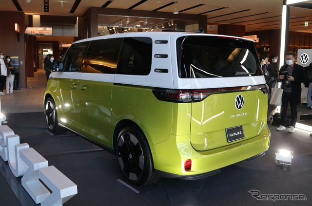 ID.SQUAREでVW ID.Buzzを展示