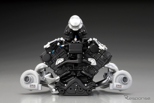 ターボチャージャー、前後の補機類やエキゾーストなど、質感やディテールにこだわったホンダRA168E