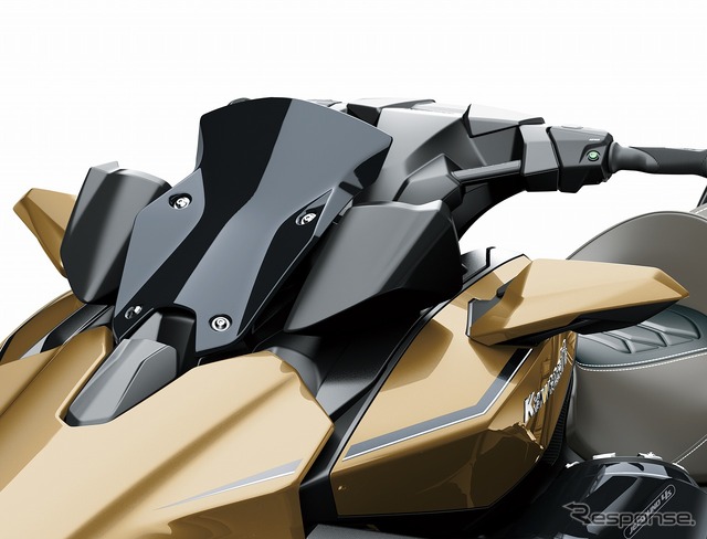 スタイリッシュなメーターバイザー(JET SKI ULTRA 310LX)