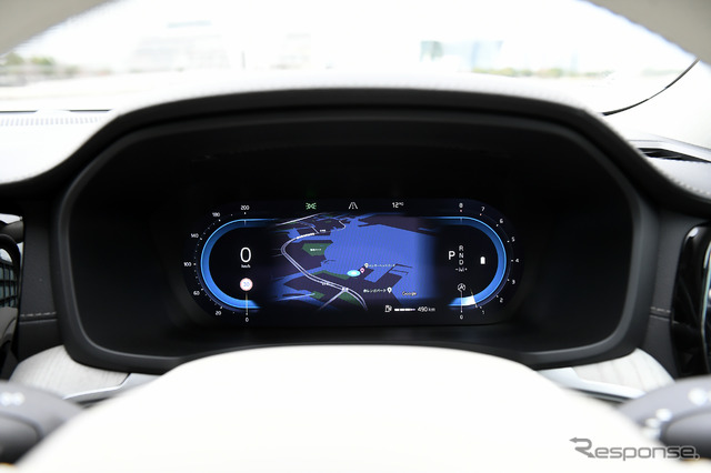 ボルボ V60 アルティメイトB4
