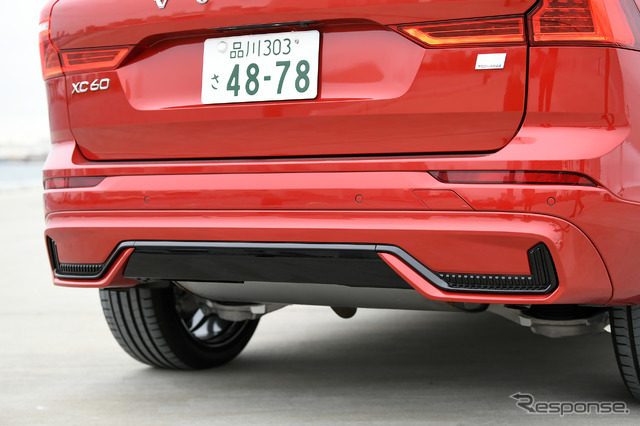 ボルボ XC60 リチャージ アルティメイトT6 AWD