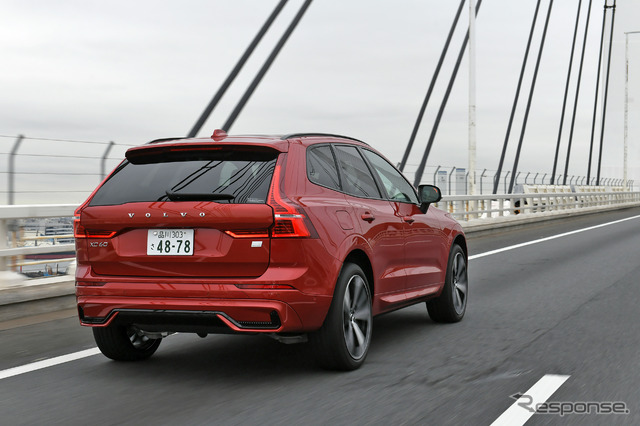 ボルボ XC60 リチャージ アルティメイトT6 AWD