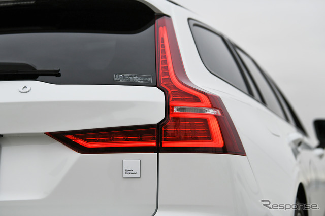 ボルボ V60リチャージ ポールスター・エンジニアード